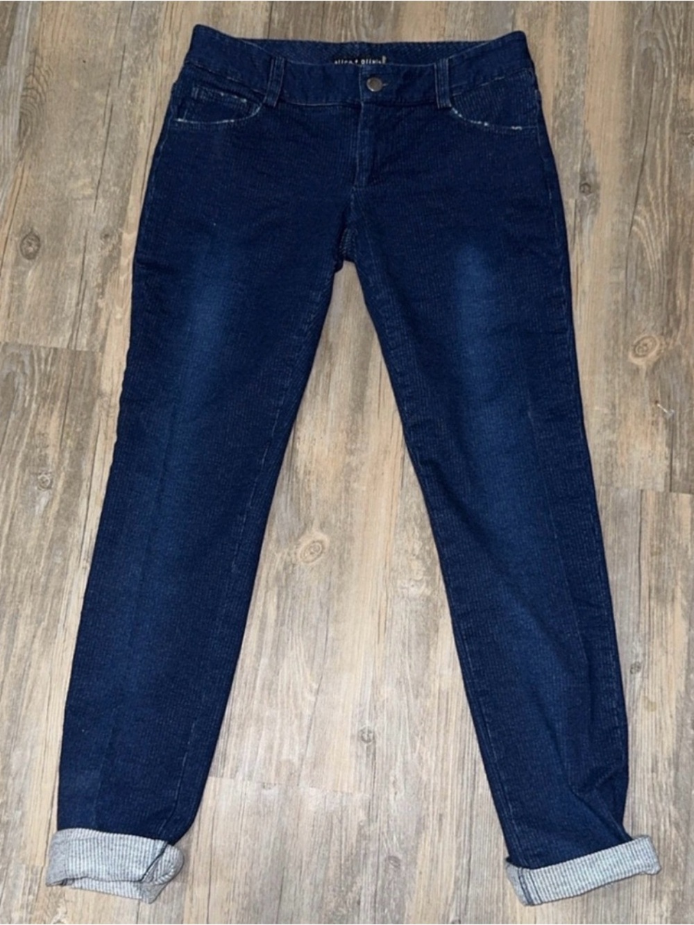 Alice + Olivia "Base" style dark wash legging jeans